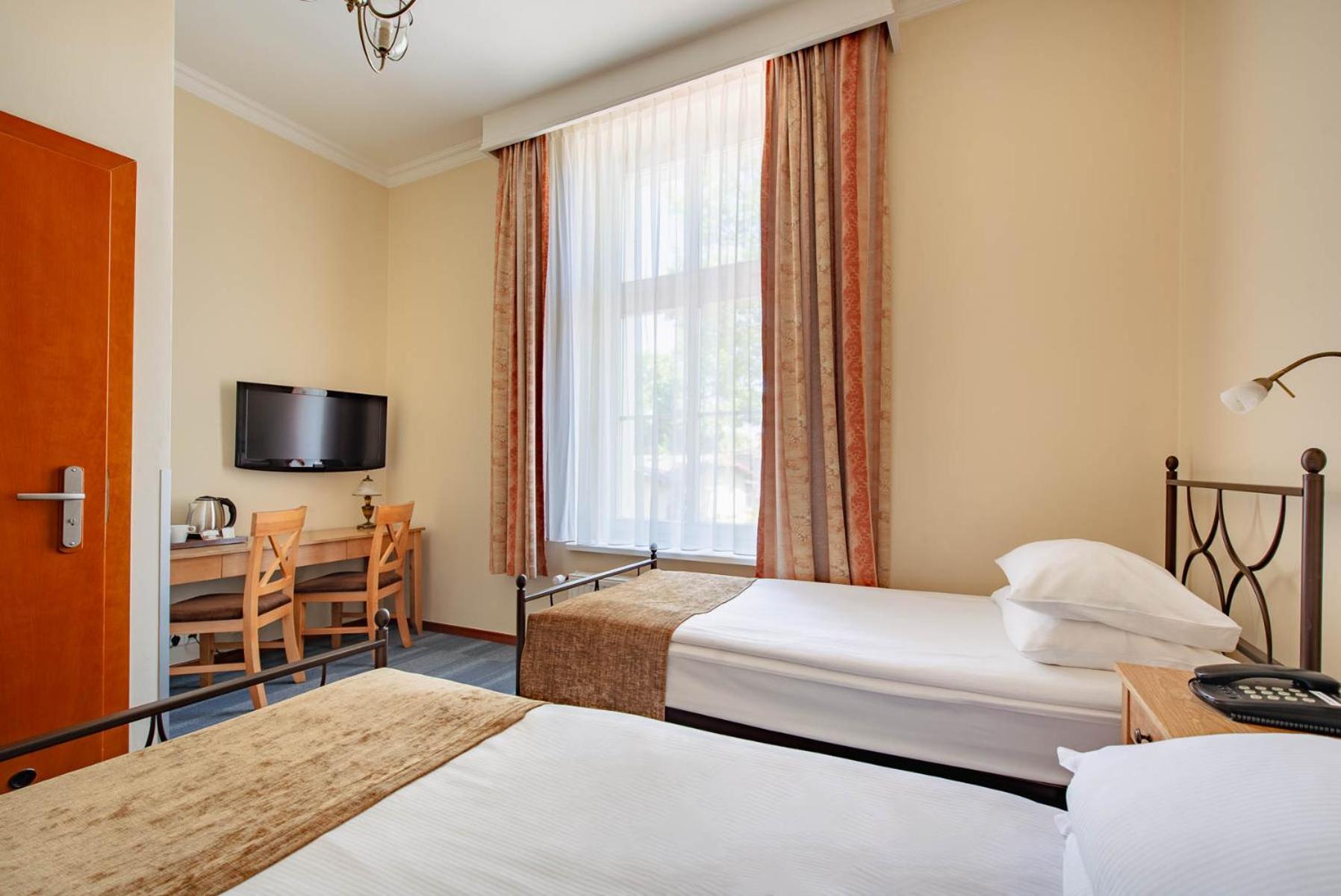 Standard Double Room,1555408951:JPEG